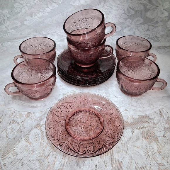 Vintage Tiara Indiana Glass Plum Amethyst Teacup & Saucer 6 Sets Sandwich 1970s - Picture 10 of 12